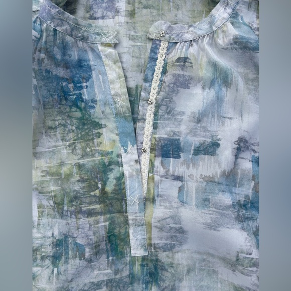 269.GO BY GO SILK Women’s Abstract Print Blouse - Picture 12 of 14